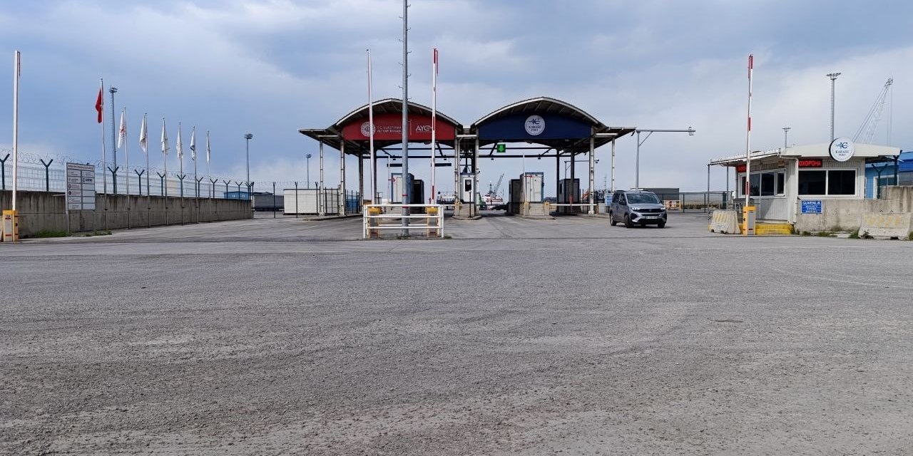 Tır Sürücüsünü Bıçaklayarak Öldüren Gemi Personeli Tutuklandı
