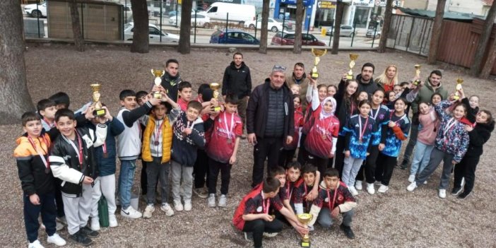 Hem Sporda Hem Okulda Başarı