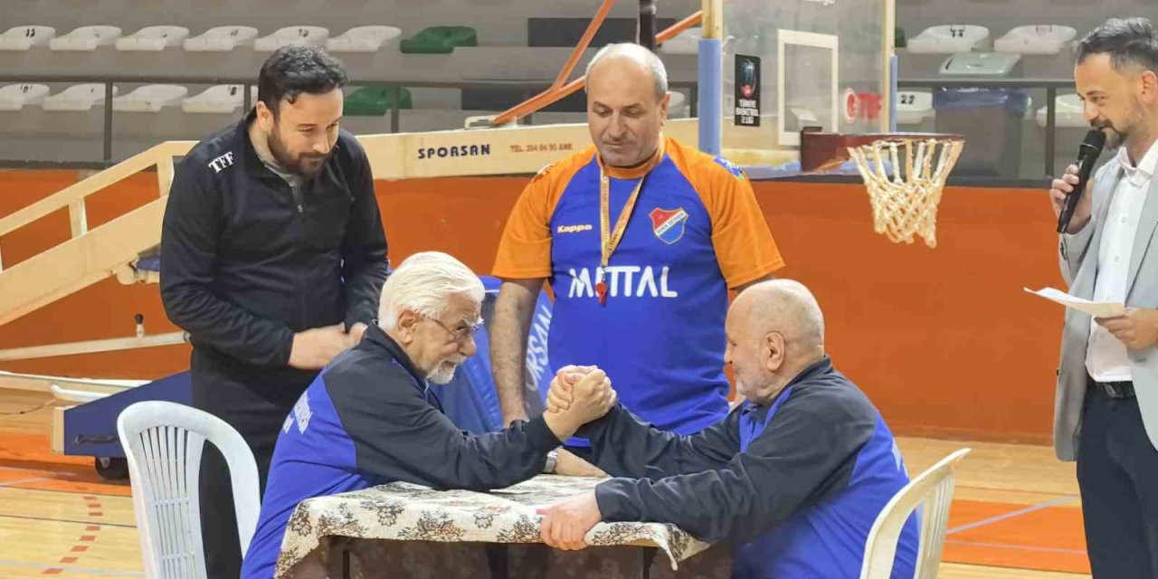 Yaşlı Sporcular Yarıştı