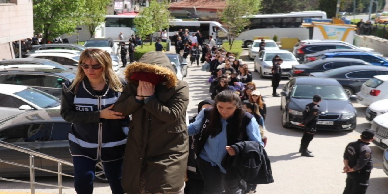 14 Milyon Tl’lik Dolandırıcılık Yapan Şüphelilerin 20’si Tutuklandı