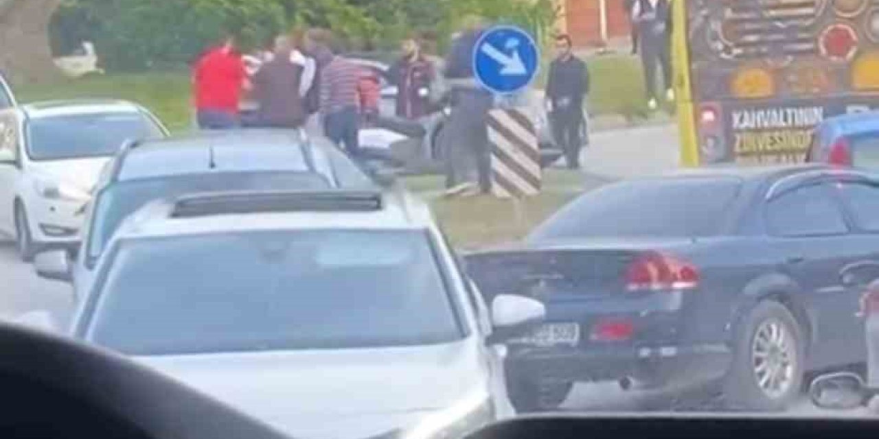Sokağı Boks Ringine Çevirdiler