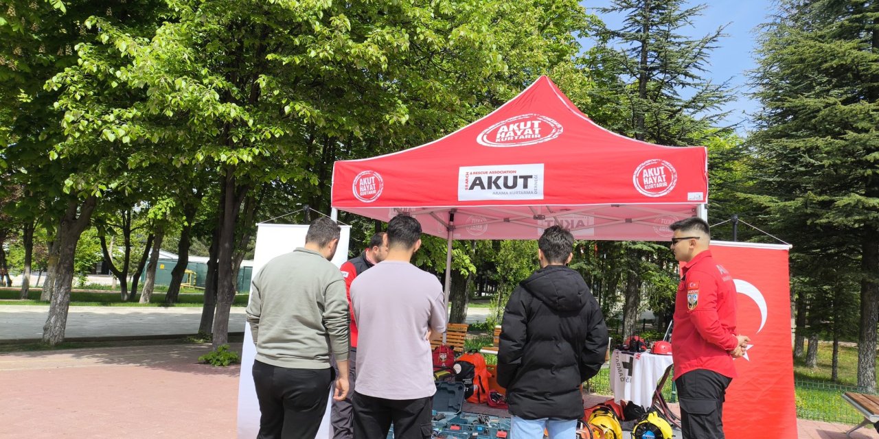 AKUT'tan Üniversite Öğrencilerine Bilgilendirme