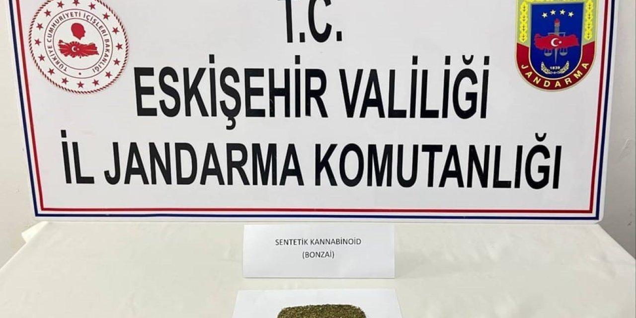 İlçeye Uyuşturucu Taşıyan 2 Şüpheli Yakalandı