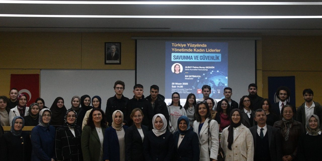 Kadınların Rolü Ve Başarıları Konuşuldu