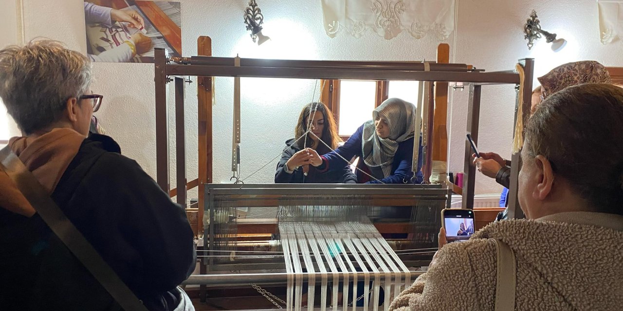 İstanbullu Ziyaretçiler Osmaneli'ni Gezdi