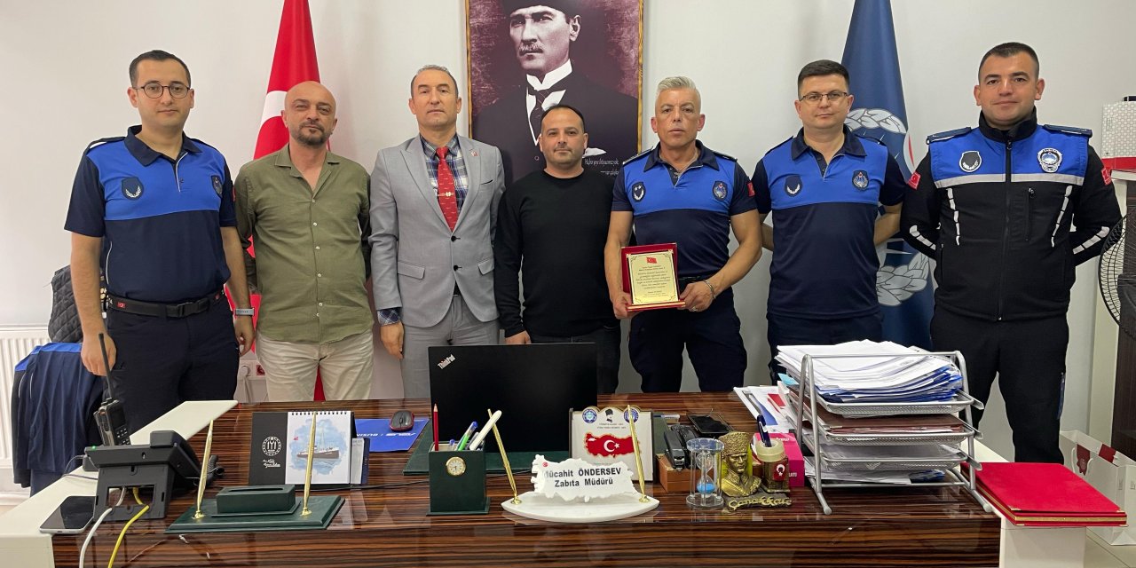 Zabıta ekiplerine teşekkür plaketi verildi