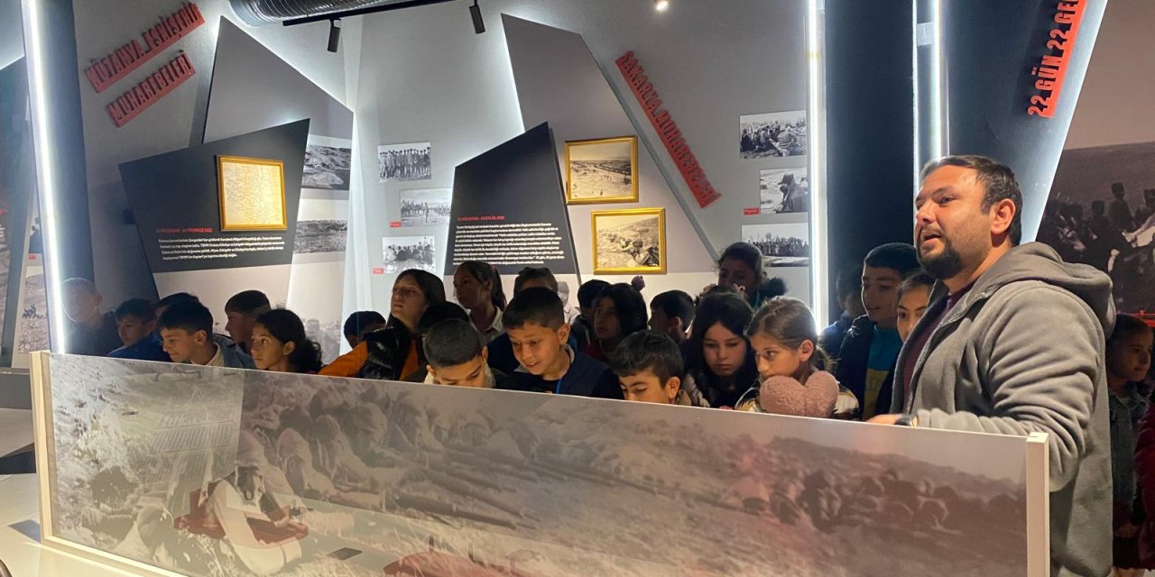 Öğrenciler Anı Evi'ni Gezdi