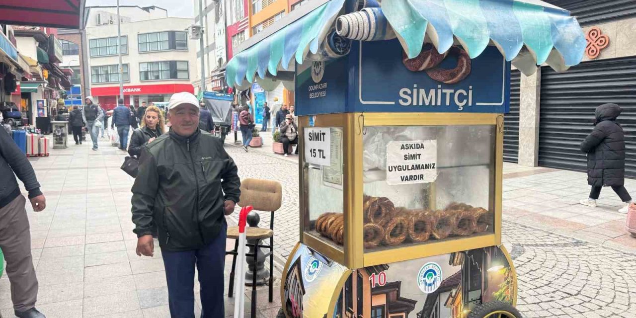 Dengesiz Hava Şartları Seyyar Esnafı Zor Durumda Bıraktı