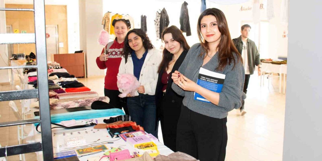 Anadolu Üniversitesi İbf’de İleri Takas Standı