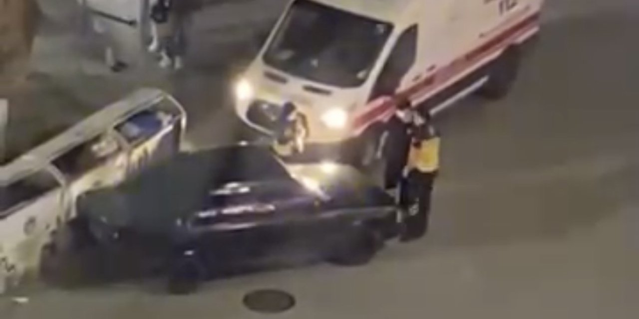 Kaza Yapan Alkollü Sürücü Kendini Araca Kilitledi