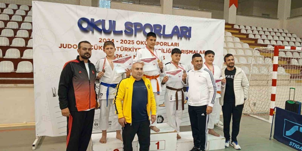Aybars Ali Akpınar, Türkiye Judo Şampiyonası’nda İkinci Oldu