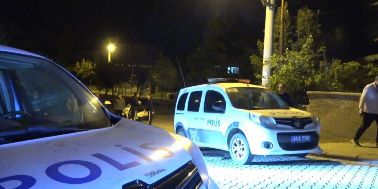 ’Dur’ İhtarına Uymayan Araçtaki 2 Kişi Kovalamaca Sonucu Yakalandı