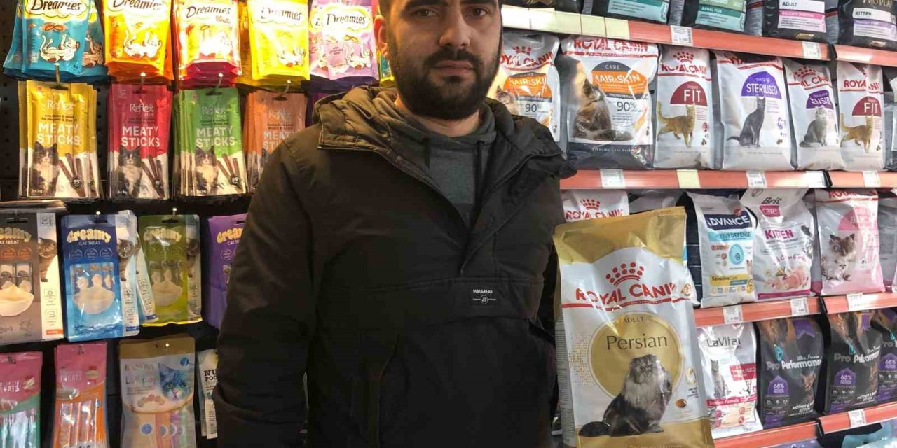 Hevesle Sahiplenilip Sokağa Bırakılan Cins Hayvanlar Sorunlarıyla Baş Başa Kalıyor