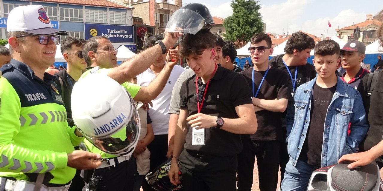 Trafik Haftası Renkli Etkinliklerle Kutlandı