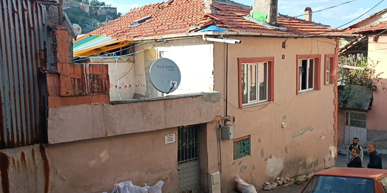 1 Yıldır Kayıp Genç Kızın Cinayete Kurban Gittiği Ortaya Çıktı: 7 Kişi Tutuklandı