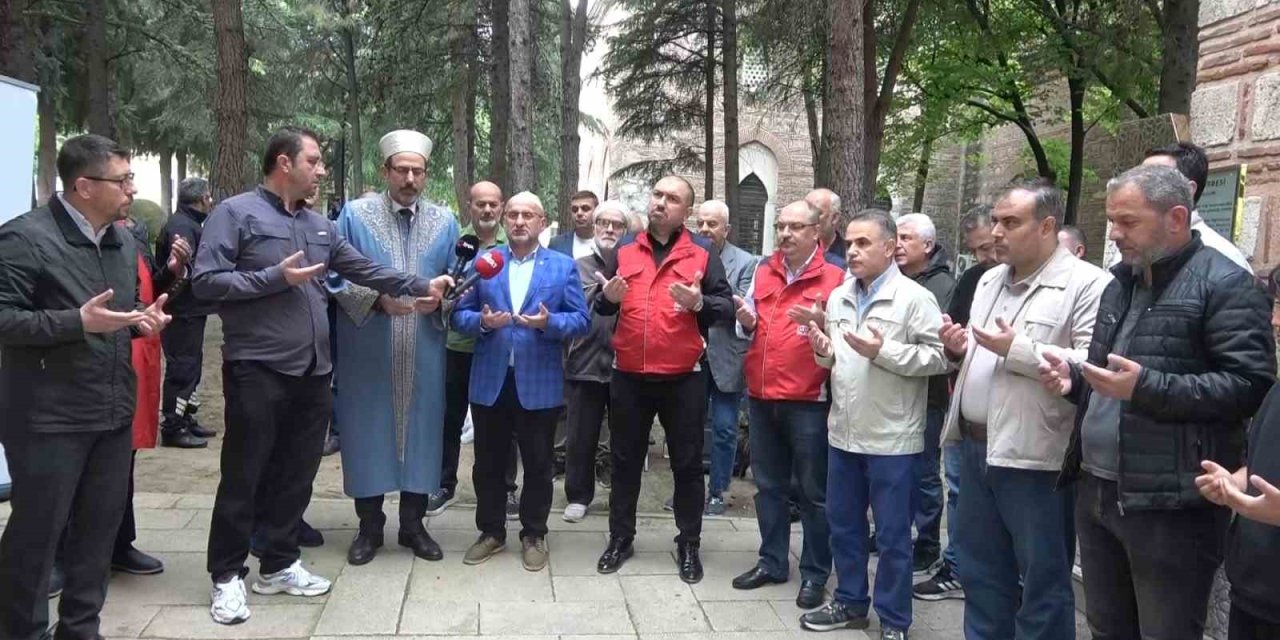 Fatih Sultan Mehmed’in Annesi Hüma Hatun Dualarla Anıldı