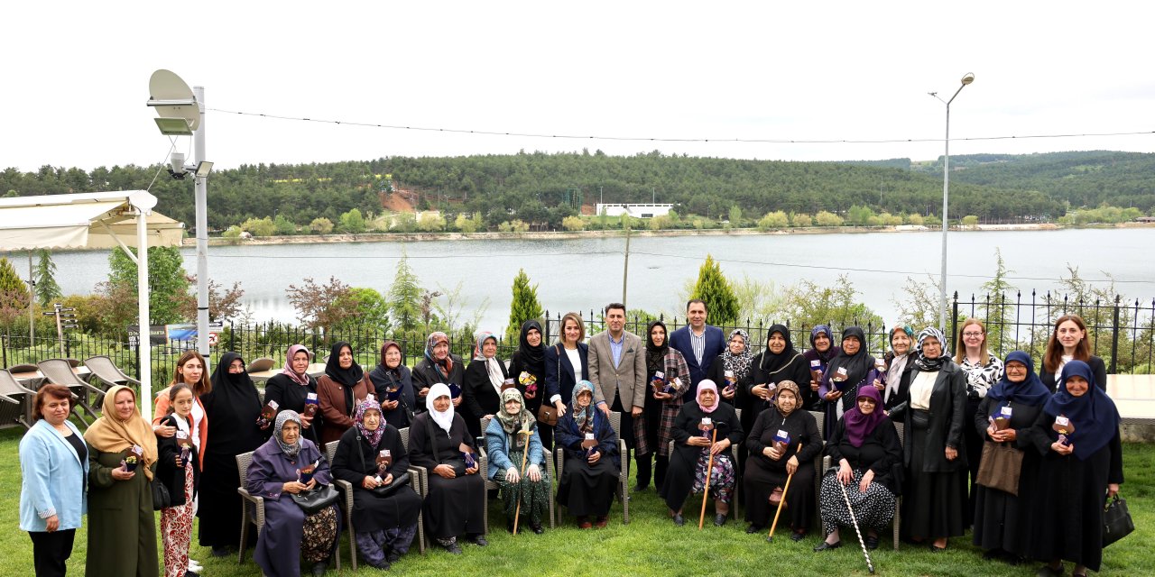 Vali Aygöl şehit anneleriyle buluştu
