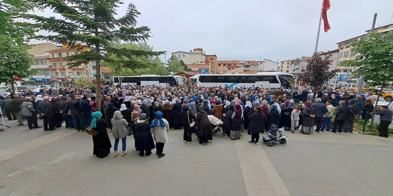 80 Hacı Adayı Dualarla Kutsal Topraklara Uğurlandı