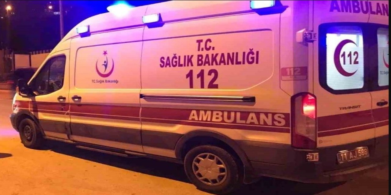 Motosiklet İle Otomobil Çarpıştı