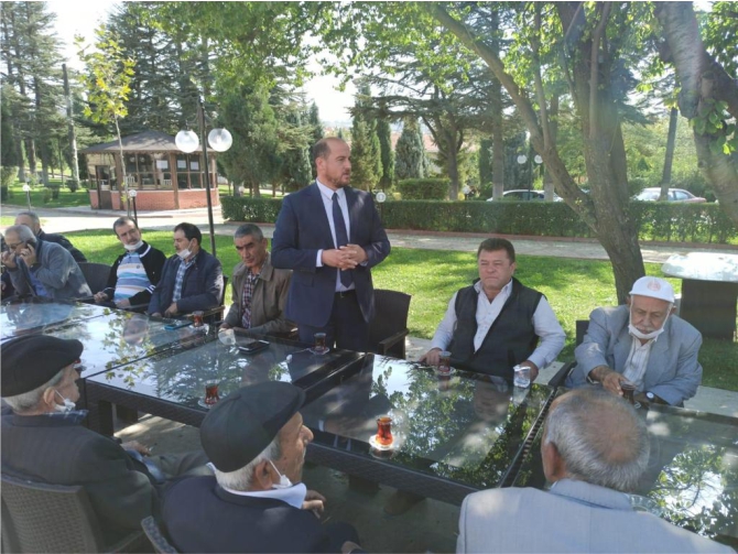 sogut-ak-parti-muhtarlarla-bulustu2.jpg
