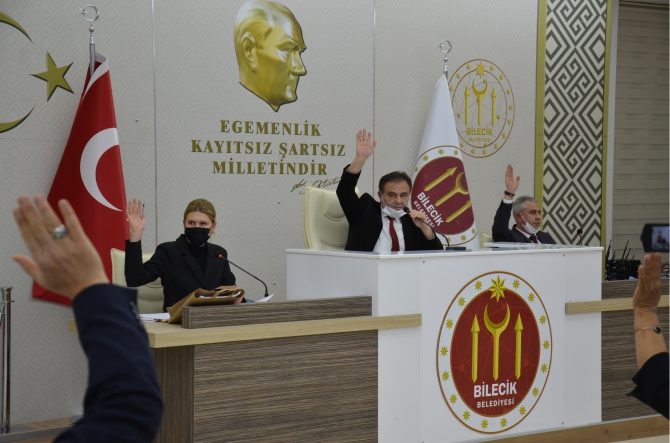 bilecik-belediyesinin-2021-yili-butcesi-meclisten-gect2.jpg