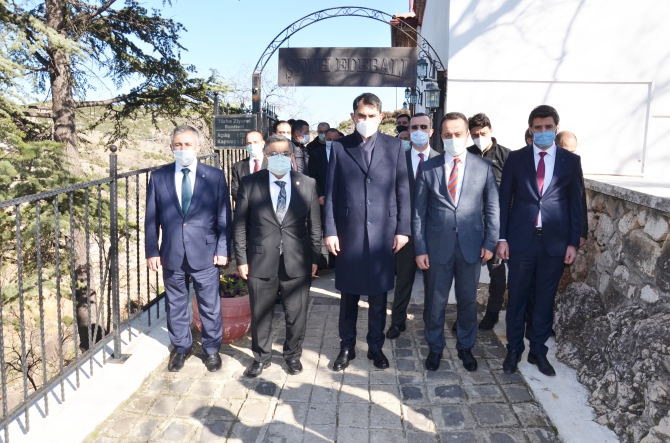 cevre-ve-sehircilik-bakani-murat-kurum2.jpg