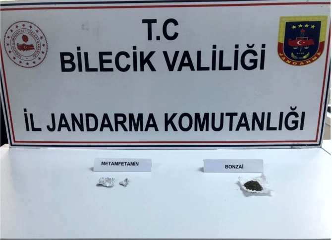 uyusturucu-madde-yakalandi1.jpg