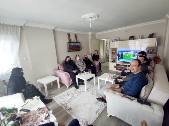 ak-partiden-sehit-ailelerine-ziyaret3.jpg
