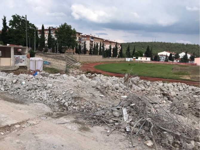 edebali-stadinin-yikimi-tamamlandi1.jpg