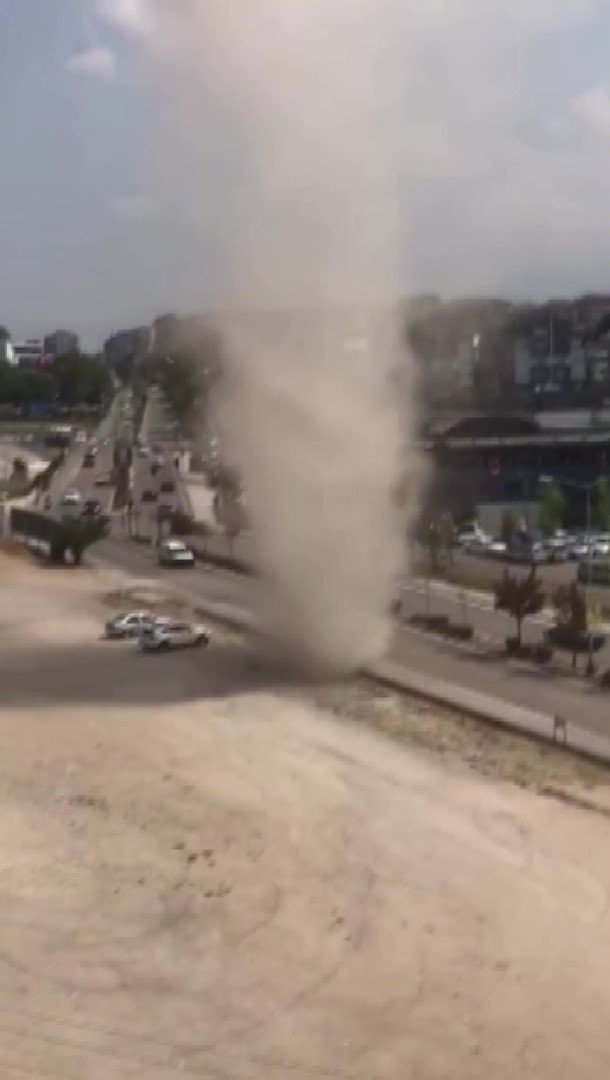 Bursa’da bir kez daha hortum paniği yaşandı