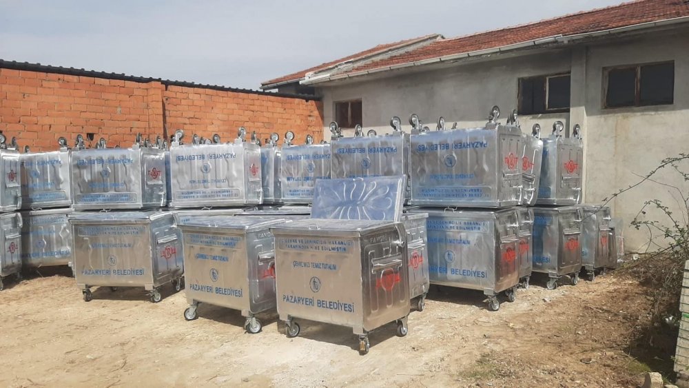 Pazaryeri’ne 57 adet çöp konteyneri geldi