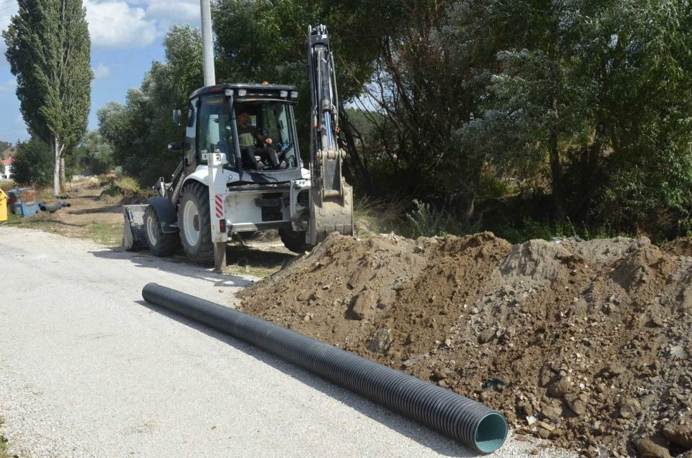 Bozüyük’te altyapı çalışmaları tüm hızıyla devam ediyor