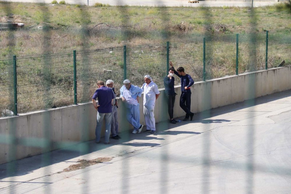 Patron ile onu kurtarmaya çalışan işçi asit kuyusuna düştü