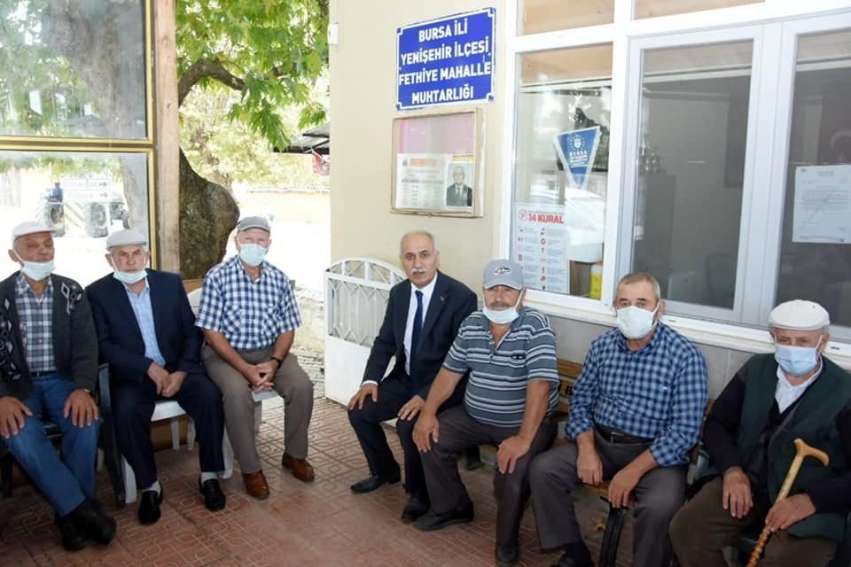 Bu ilçede yöneticiler vatandaşın ayağına gidiyor