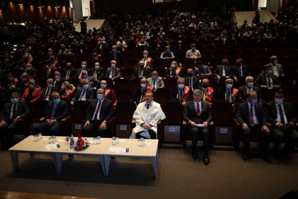 TOGG CEO’su Karakaş: “Gelecek senenin sonunda seri üretime başlarız”