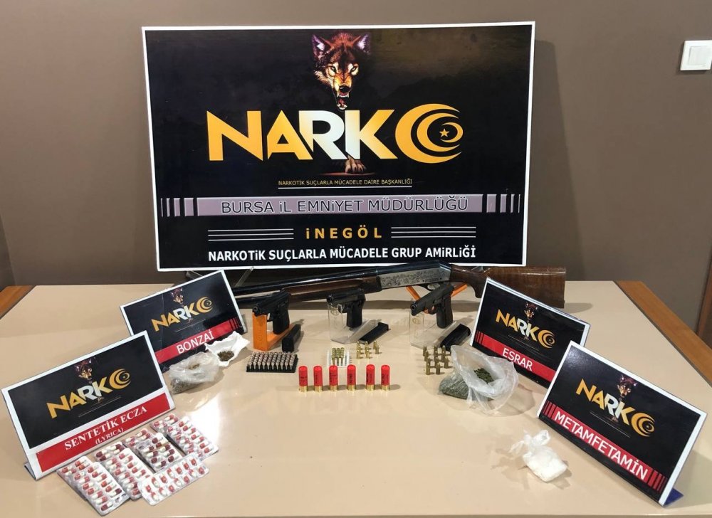 Bursa’da 120 polisle uyuşturucu operasyonu saniye saniye kamerada