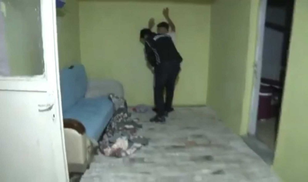 Bursa’da 120 polisle uyuşturucu operasyonu saniye saniye kamerada