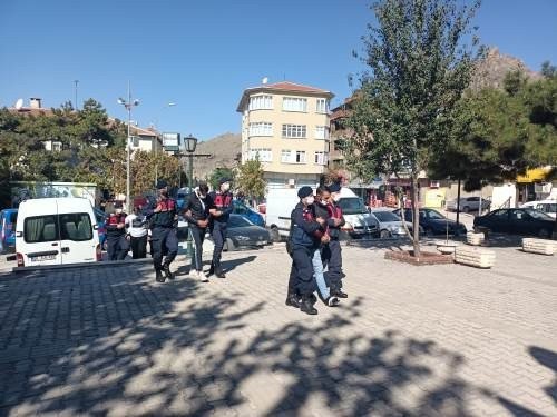 Otomobille gelip motosiklet çaldılar, JASAT’tan kaçamadılar