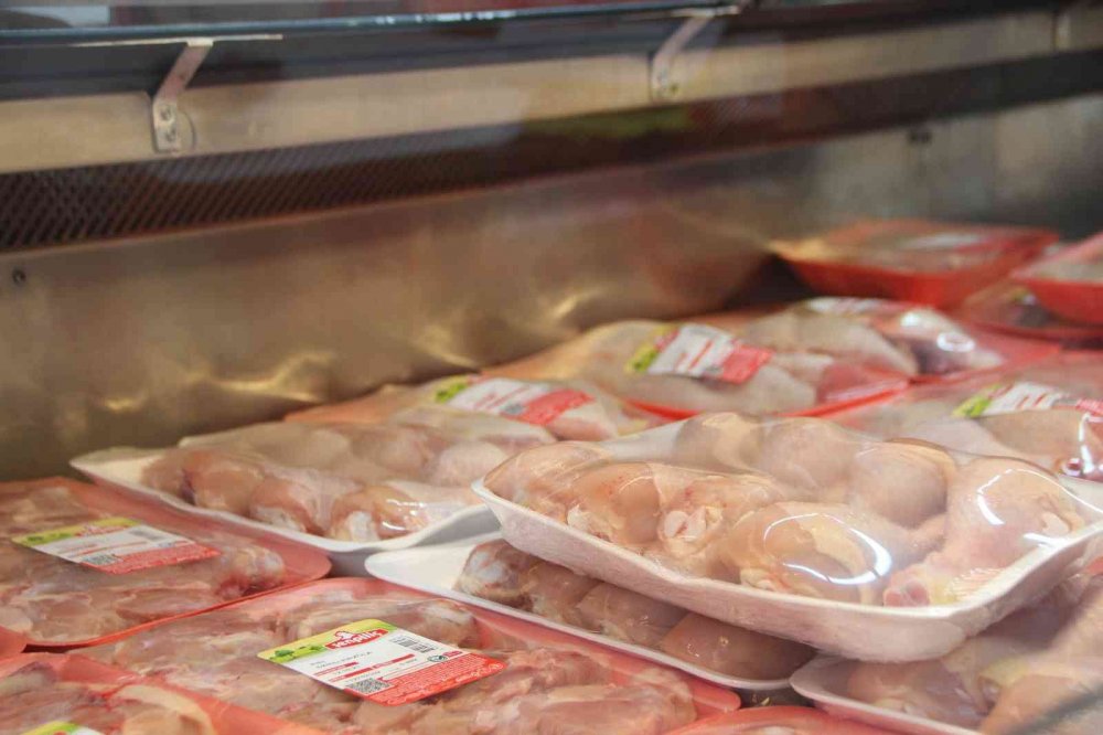 Mangal yasağı tavukçuların işlerini etkiledi