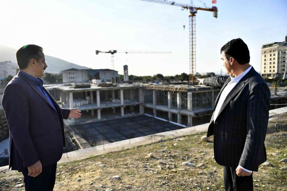 Çelik: “Bursa’nın meydan hayâli gerçek oluyor”