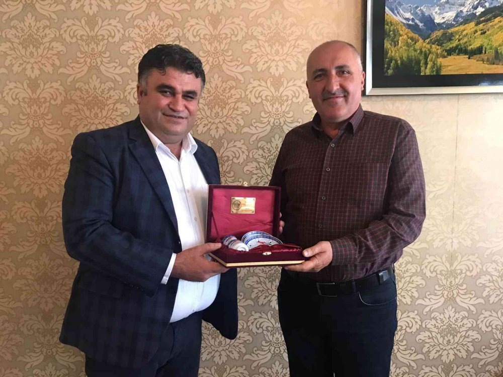Eskişehir Bilecikliler Dernek Başkanı İrfan Öz Muhtarlarla bir araya geldi