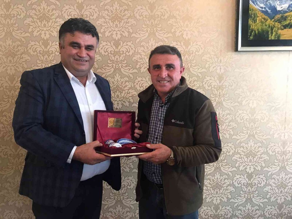 Eskişehir Bilecikliler Dernek Başkanı İrfan Öz Muhtarlarla bir araya geldi