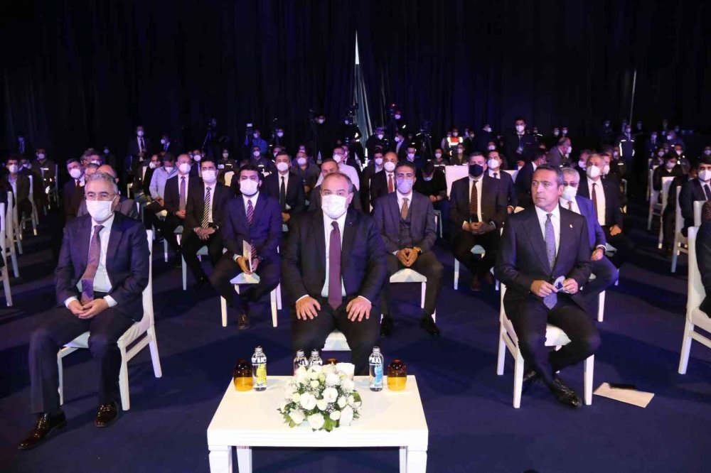 Bakan Varank ilk yerli şanzımanı test etti