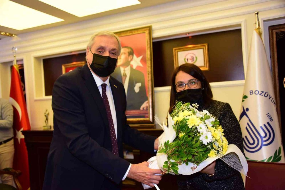 Başkan Bakkalcıoğlu, muhtarları makamında kabul etti