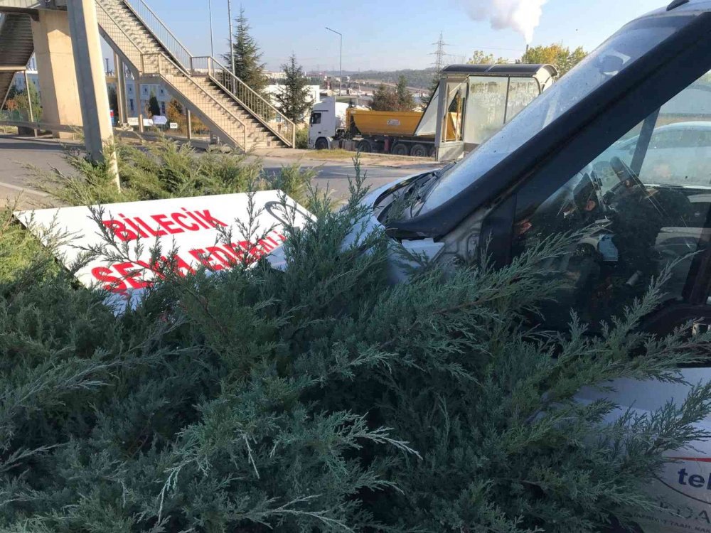 Üniversite kavşağında kaza