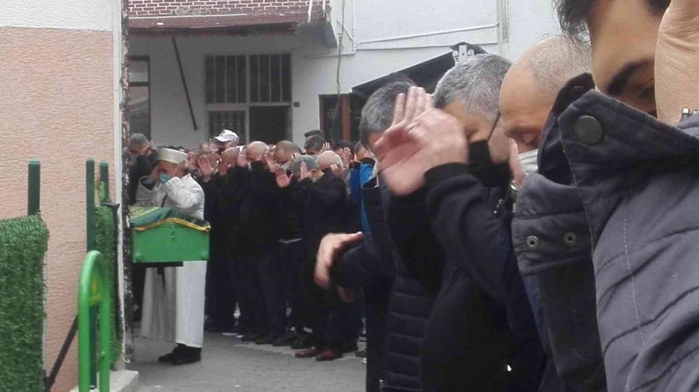 Bilecik'in tanınmış iş adamı korona virüse yenik düştü