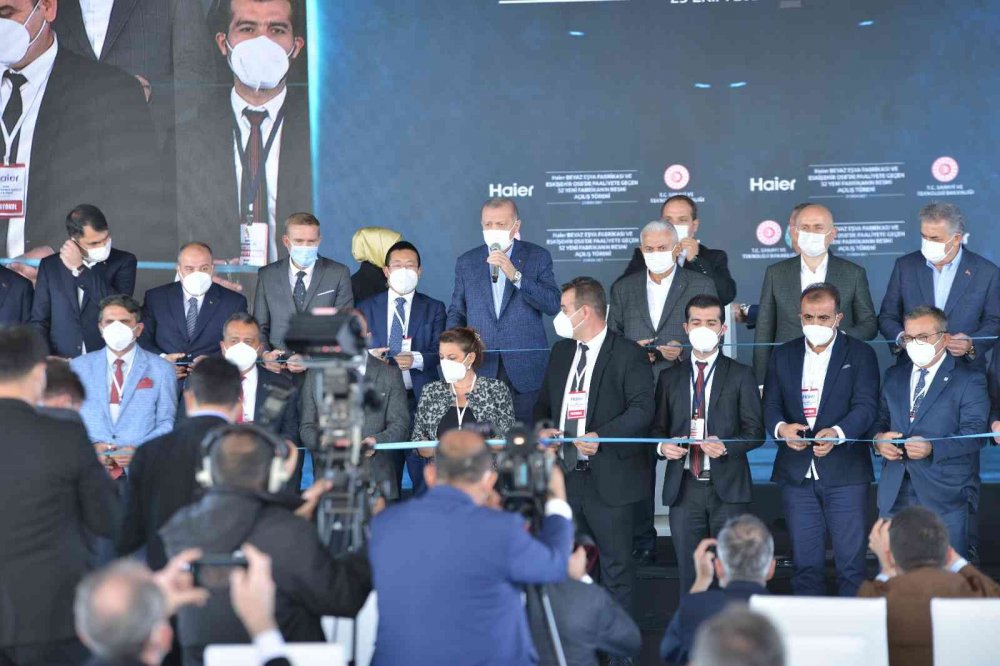 Cumhurbaşkanı Erdoğan 52 fabrikanın açılışını gerçekleştirdi