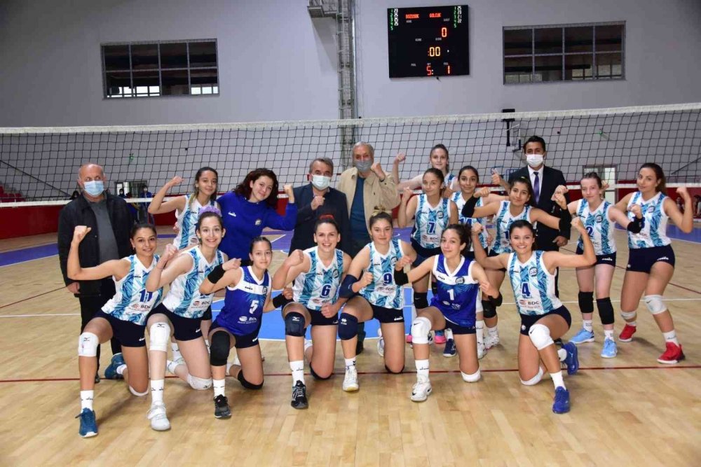 "Bizim Kızlar" galibiliyet serisi devam ediyor