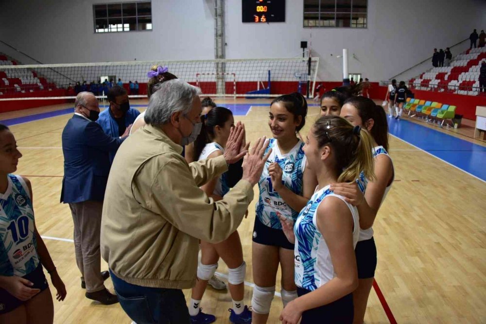 "Bizim Kızlar" galibiliyet serisi devam ediyor