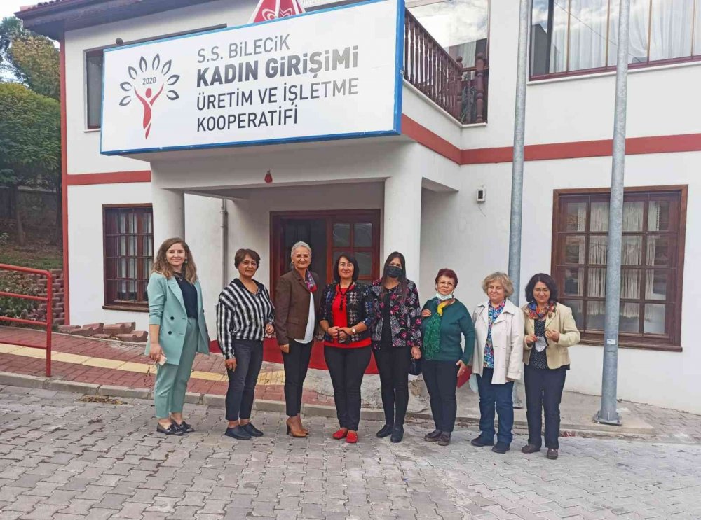 Üretici Kadınlar Pazarı’na kadınlardan destek